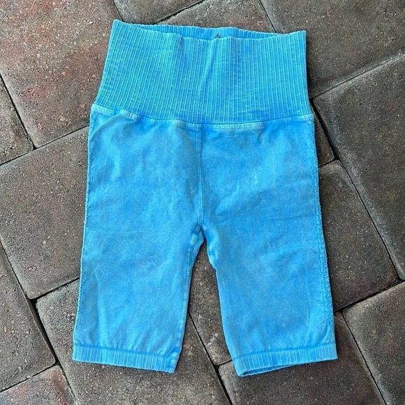 NWOT! FP FREE PEOPLE MOVEMENT Good Karma Bike Shorts - Picture 5 of 10